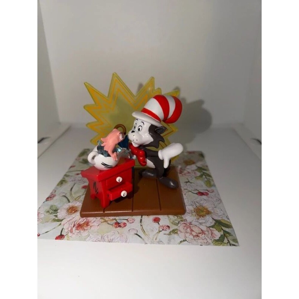 Cat in the hat scene figure